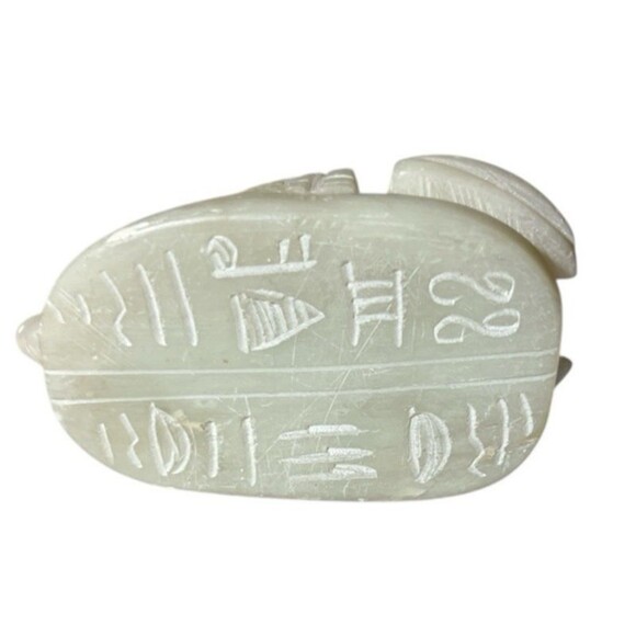 Vintage Egyptian Scorpion Hand Carved Soapstone Hieroglyphics 3-1/2" - Picture 4 of 4